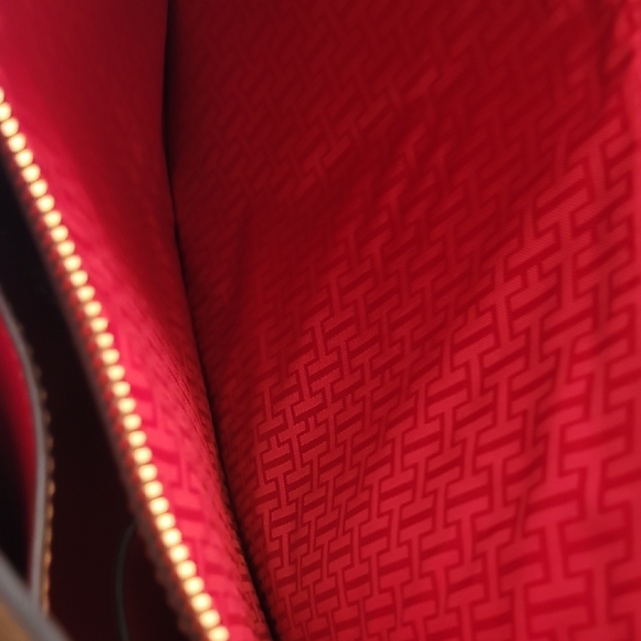 Halston Heritage Brown Tote with Vibrant Red Lining - Picture 9 of 11